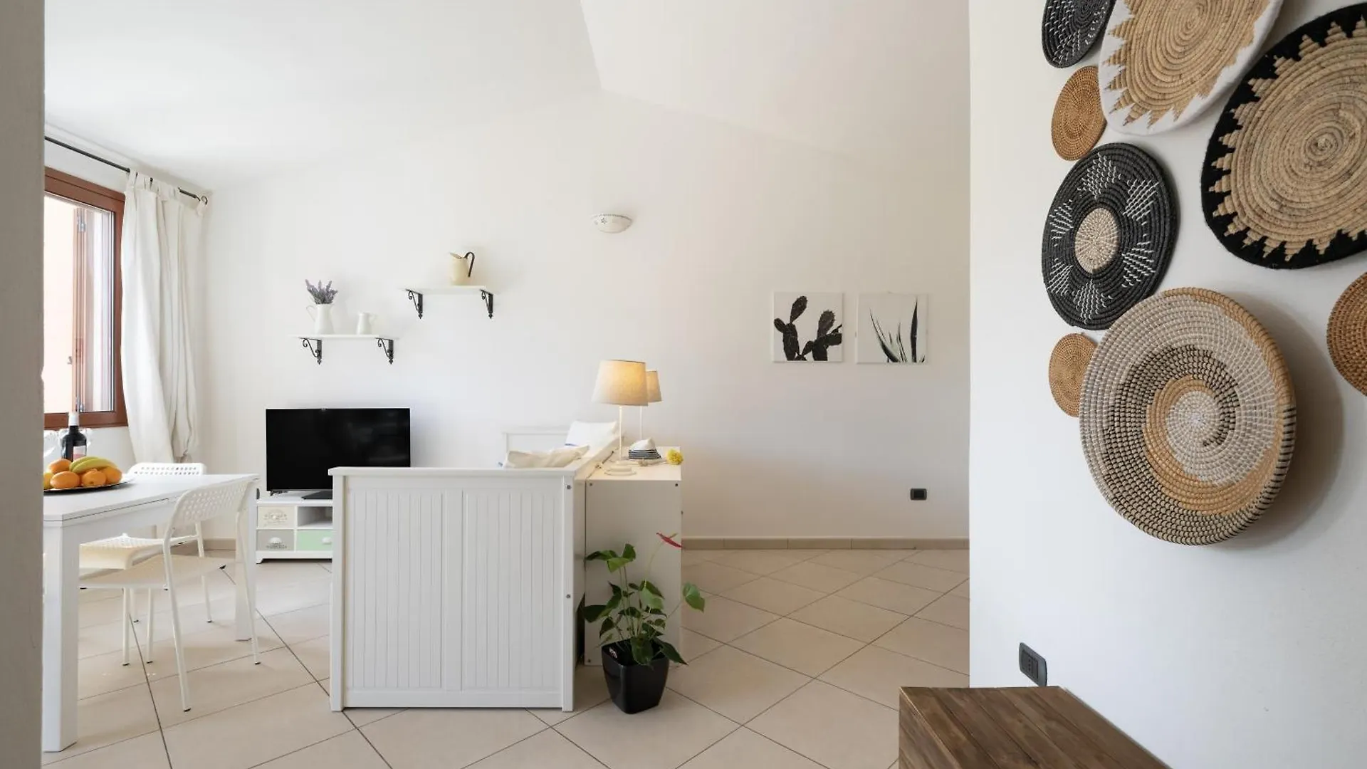 Bilocale 10 al mare con veranda Àrbatax Appartamento